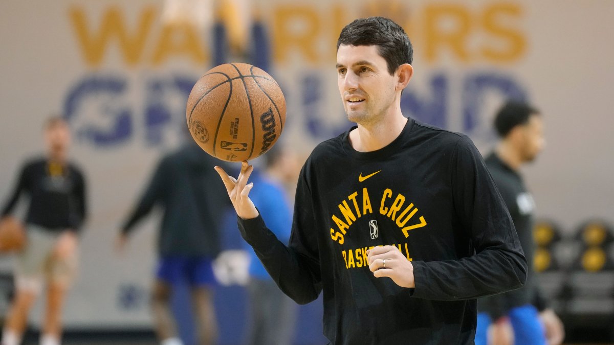 Warriors Make Bold Move: Steve Kerr’s Son Nicholas Steps Into Assistant Coach Role—What Does This Mean for the Team’s Future?