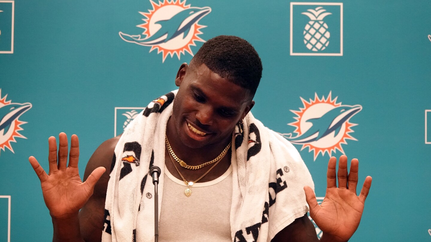 Why Tyreek Hill’s Absence from Dolphins Captaincy Sparks Locker Room Speculation