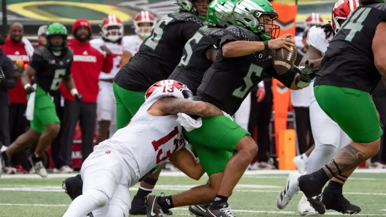 Big Ten Showdown Looms: Can Oregon Survive Indiana and Ohio State's Ruthless Pursuit?
