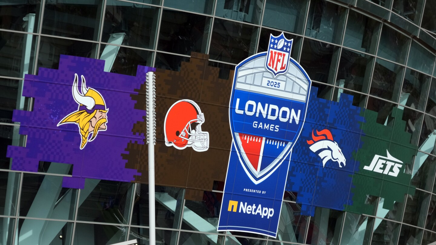 Cam Akers Stuns London Crowd with Unbelievable Trick Play TD Pass to Josh Oliver—Vikings' Shocking Strategy Revealed!