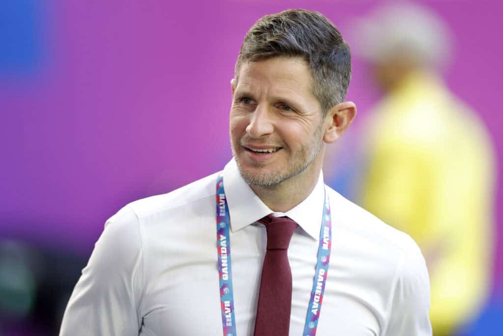 Dan Orlovsky Sparks Controversy with Shocking Critique of Bears' Treatment of Veteran WR—What Are They Hiding?