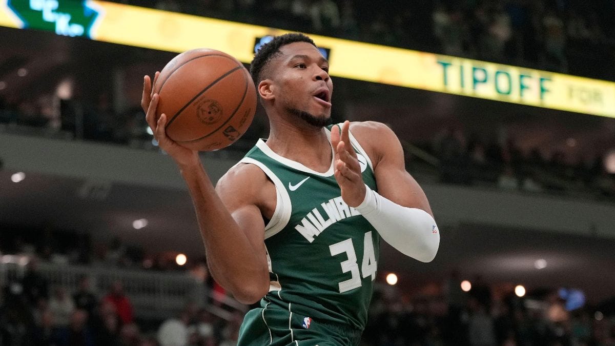 Giannis Antetokounmpo’s Surprising Strategy with Bucks Revealed Before Season Tip-Off