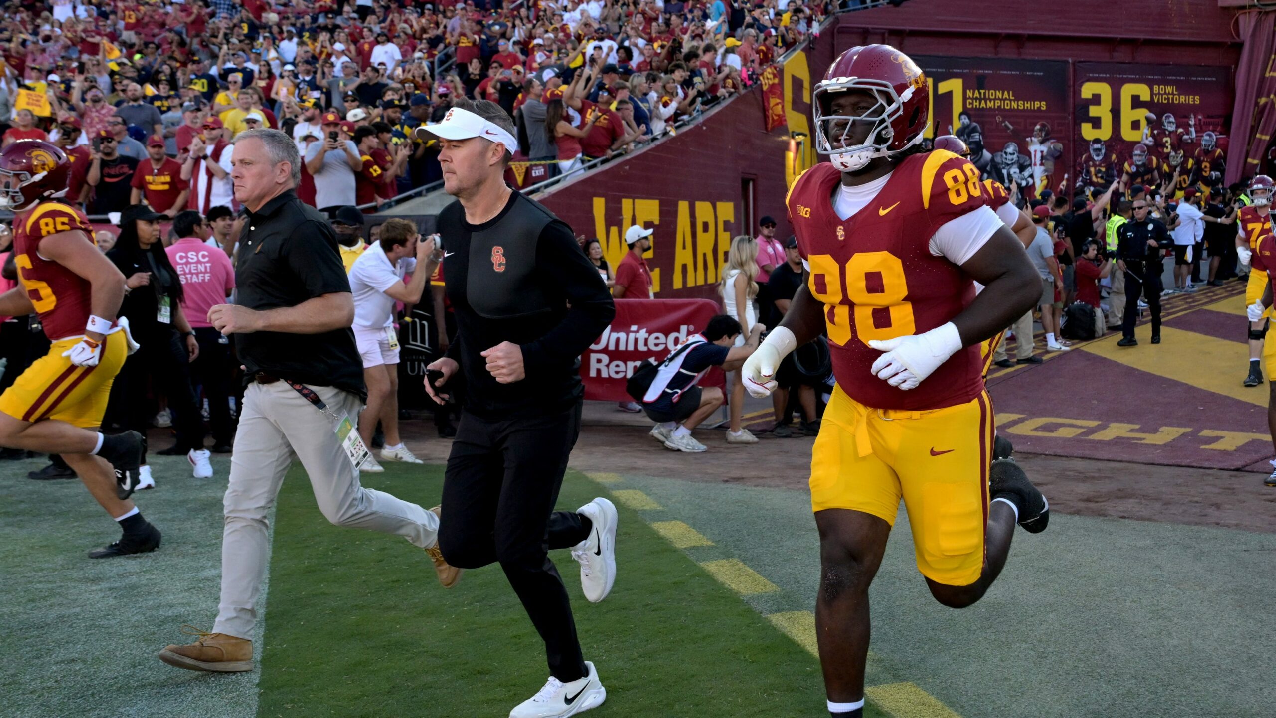 Is Lincoln Riley Eyeing a Surprising Power 4 Coaching Comeback?