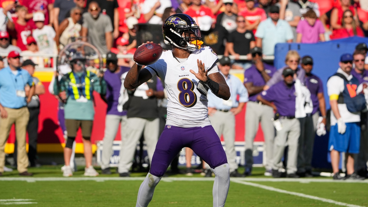 Lamar's Epic Comeback and a High-Stakes Giants-Eagles Rematch Set to Shock NFL Week 8 Odds!