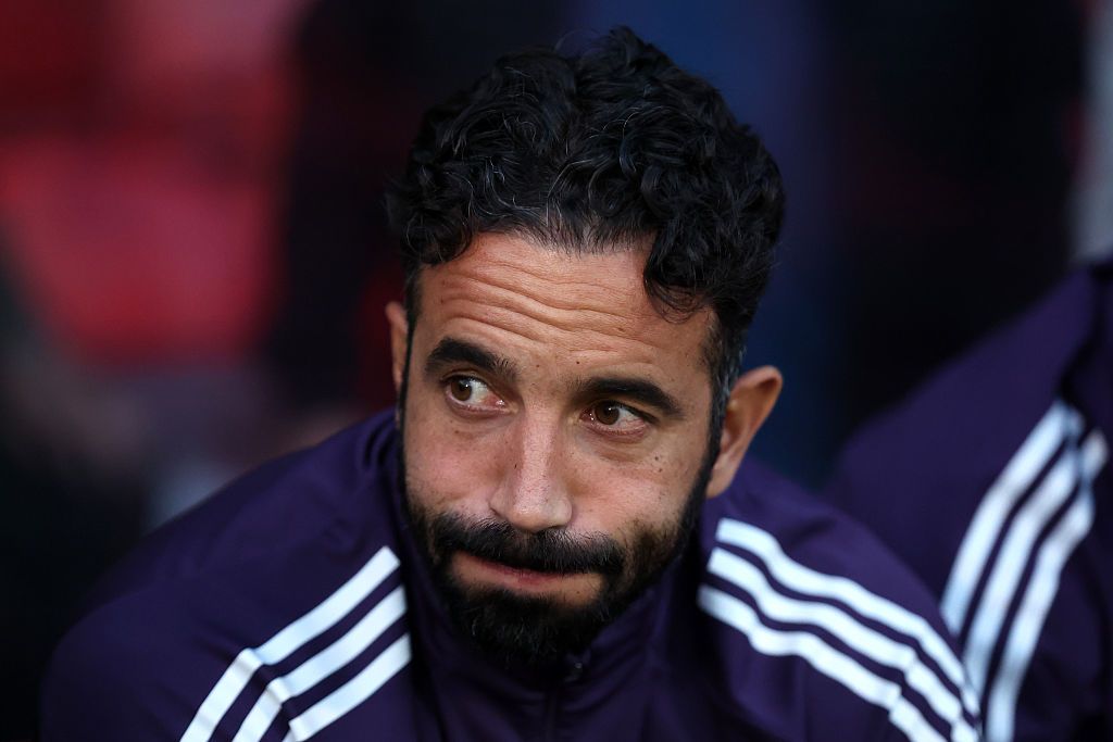 Manchester United Eyes Shocking Ruben Amorim Replacement — Former Barcelona Star Emerges as Top Contender!