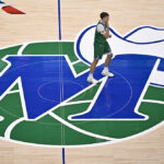 Mavericks Take Legal Battle to Ice: Uncovering the Fierce Feud Threatening the NHL’s Stars' Future