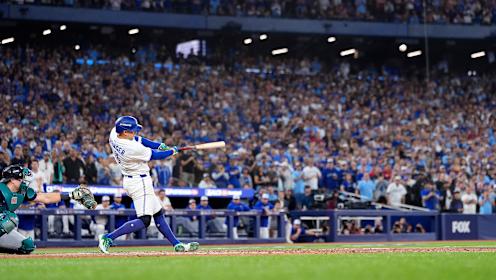 MLB Playoffs Drama: John Schneider’s Shocking Message to Mariners Fans After George Springer Booing Sparks Outrage