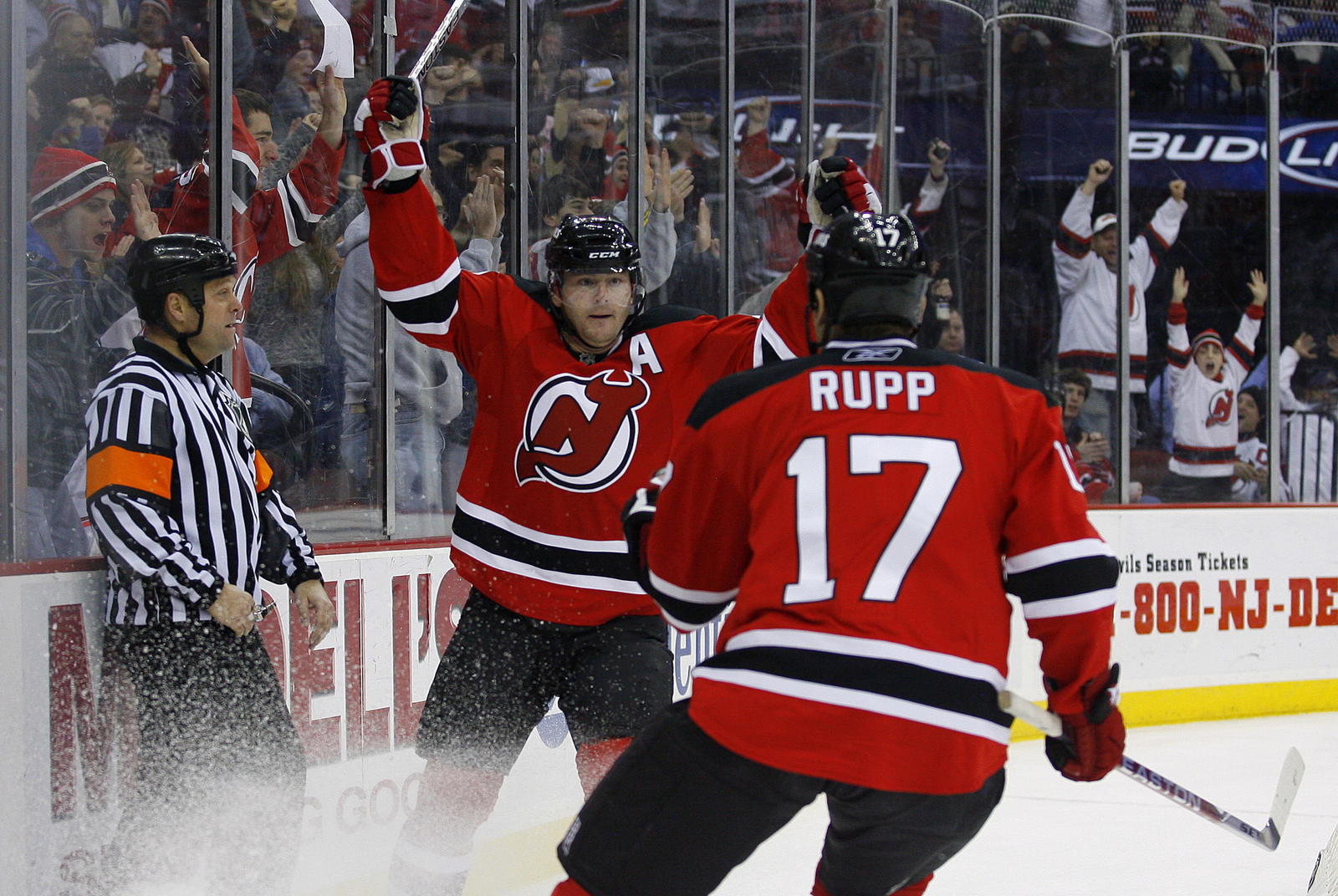 MSG Network Shakes Up Broadcast Team with Surprising Return of Two Former Devils – What This Means for Fans