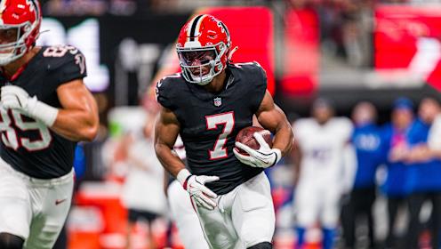 NFL Week 7 Betting Frenzy: Insider Moves and Shocking Public Splits Revealed