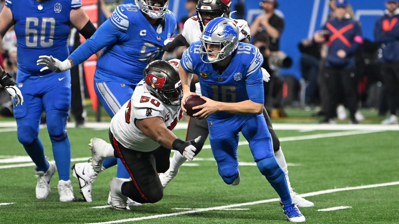 NFL Week 7 Odds Revealed: Which Teams Are Poised for Shocking Upsets in Monday Night’s Doubleheader?