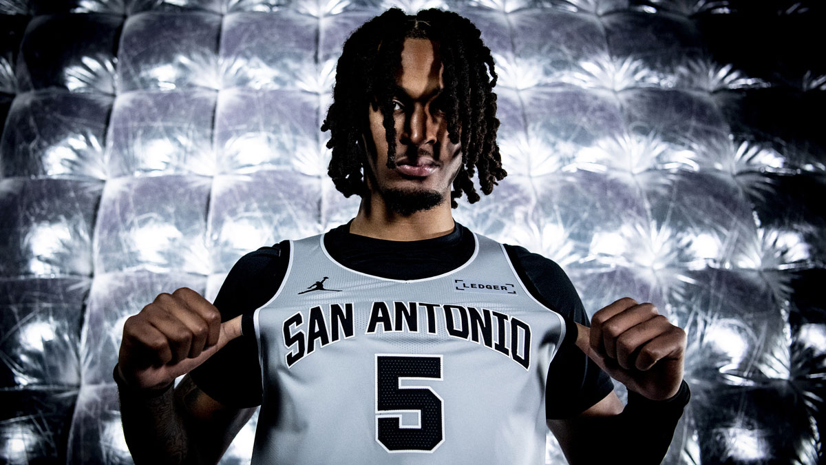 Stephon Castle Drops Surprising Truth About Spurs’ Controversial New Uniform—Fans Won’t Believe What He Said!