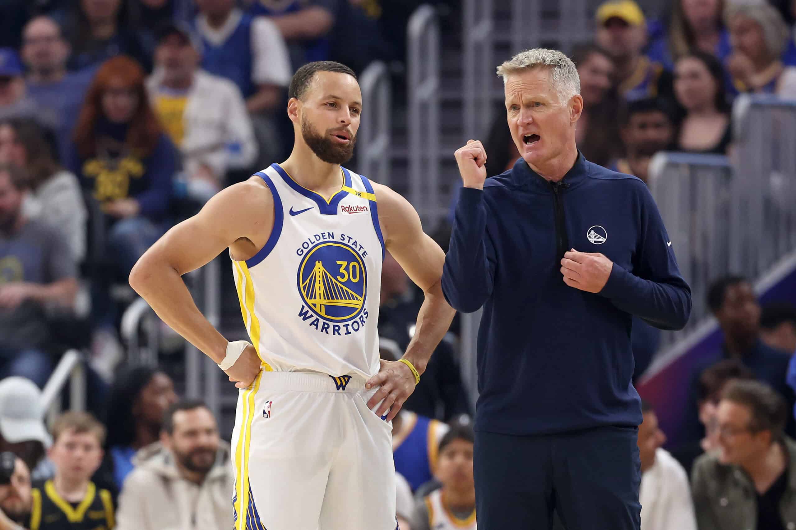 Steve Kerr Drops Surprising Hint About Warriors’ Starting Lineup — Fans Are Shocked!