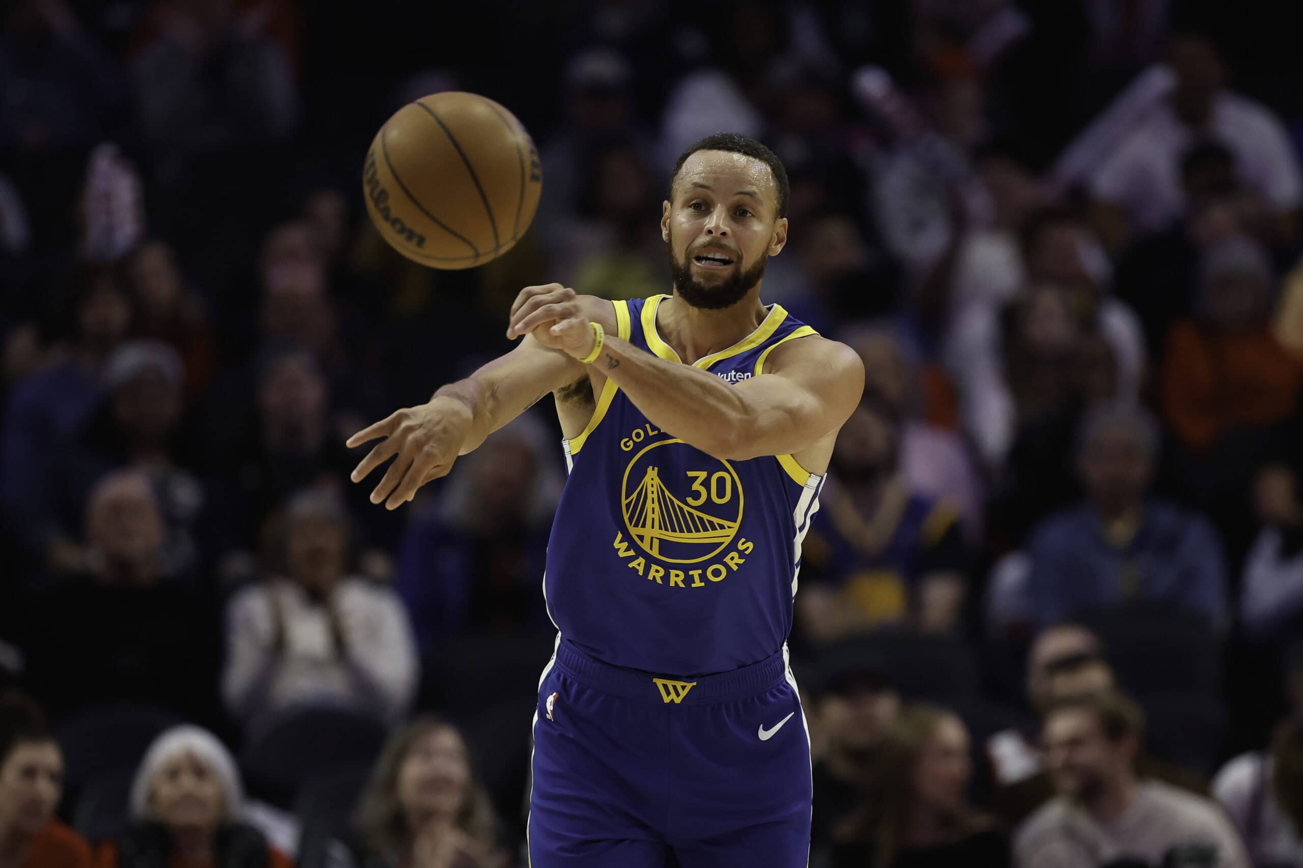 Unbelievable Season Opener Stats Reveal Just How Ruthless Stephen Curry Really Is