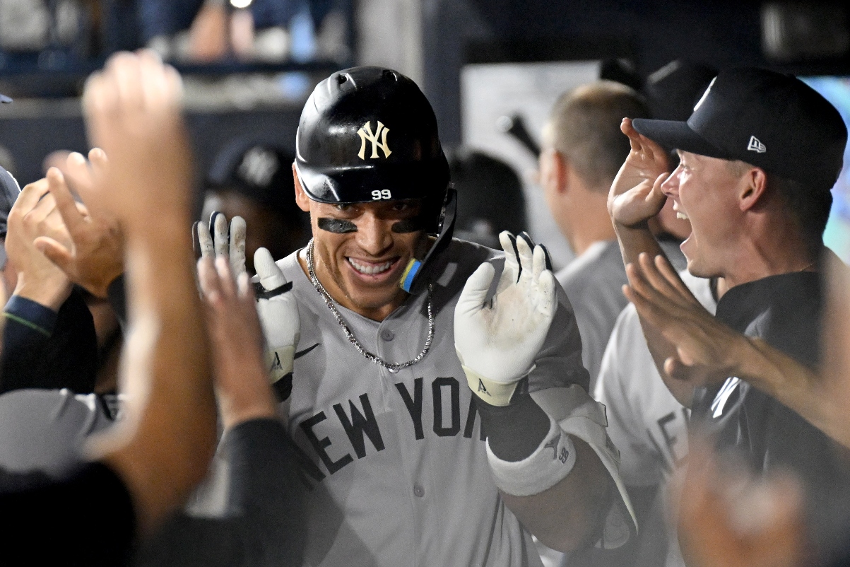 Unexpected Barking Surprises Shake Up Wild Card Round Drama