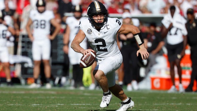 Vanderbilt Shocks LSU? Diego Pavia and Garrett Nussmeier Face Off in Unforgettable Showdown