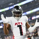 WR Darnell Mooney's Sudden Hamstring Injury Threatens Monday Night Showdown – What's Next for the Falcons?