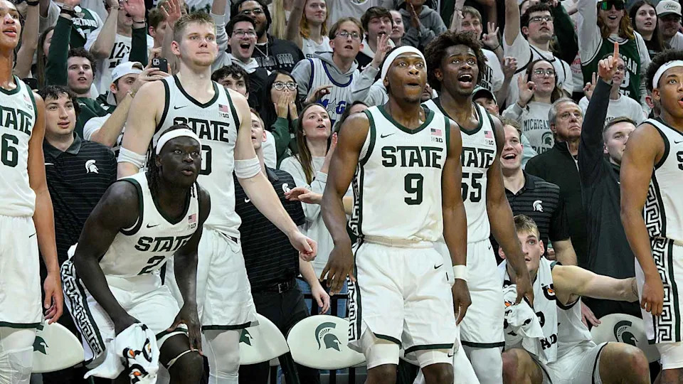 Coen Carr's Jaw-Dropping Dunk Ignites Michigan State's Stunning Victory Over Detroit Mercy