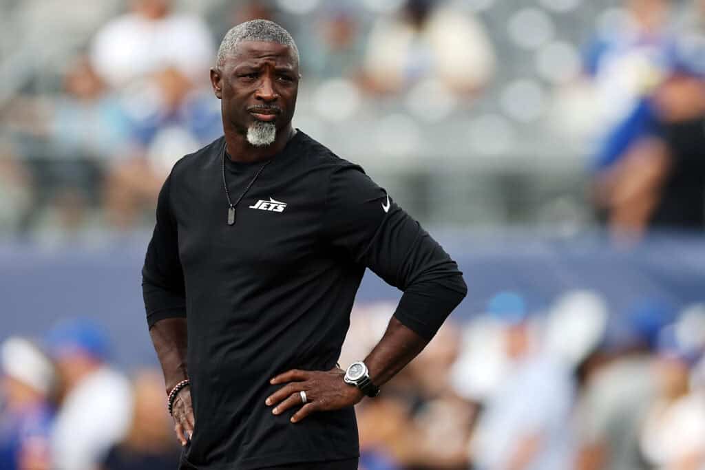 Colin Cowherd Sounds Alarm: What’s Really Bugging Him About Aaron Glenn?