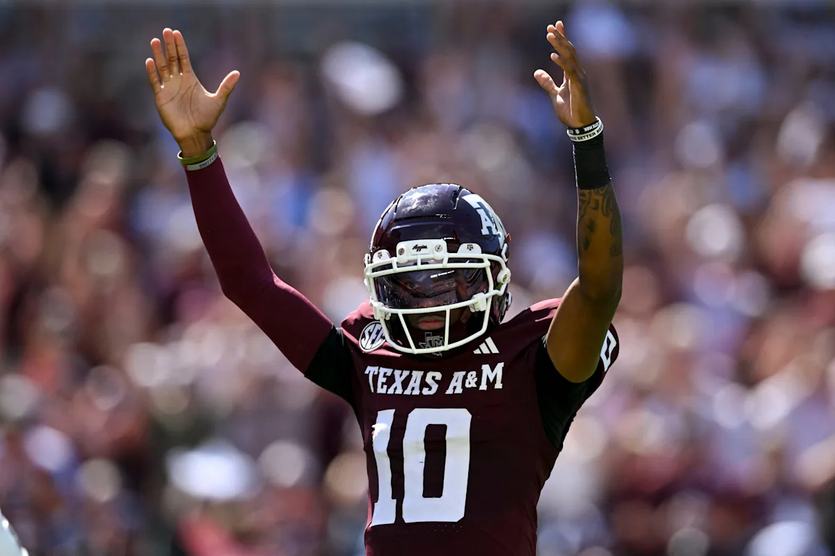 Could Texas A&M’s Star QB Secure the Coveted Golden Arm Award This Season?