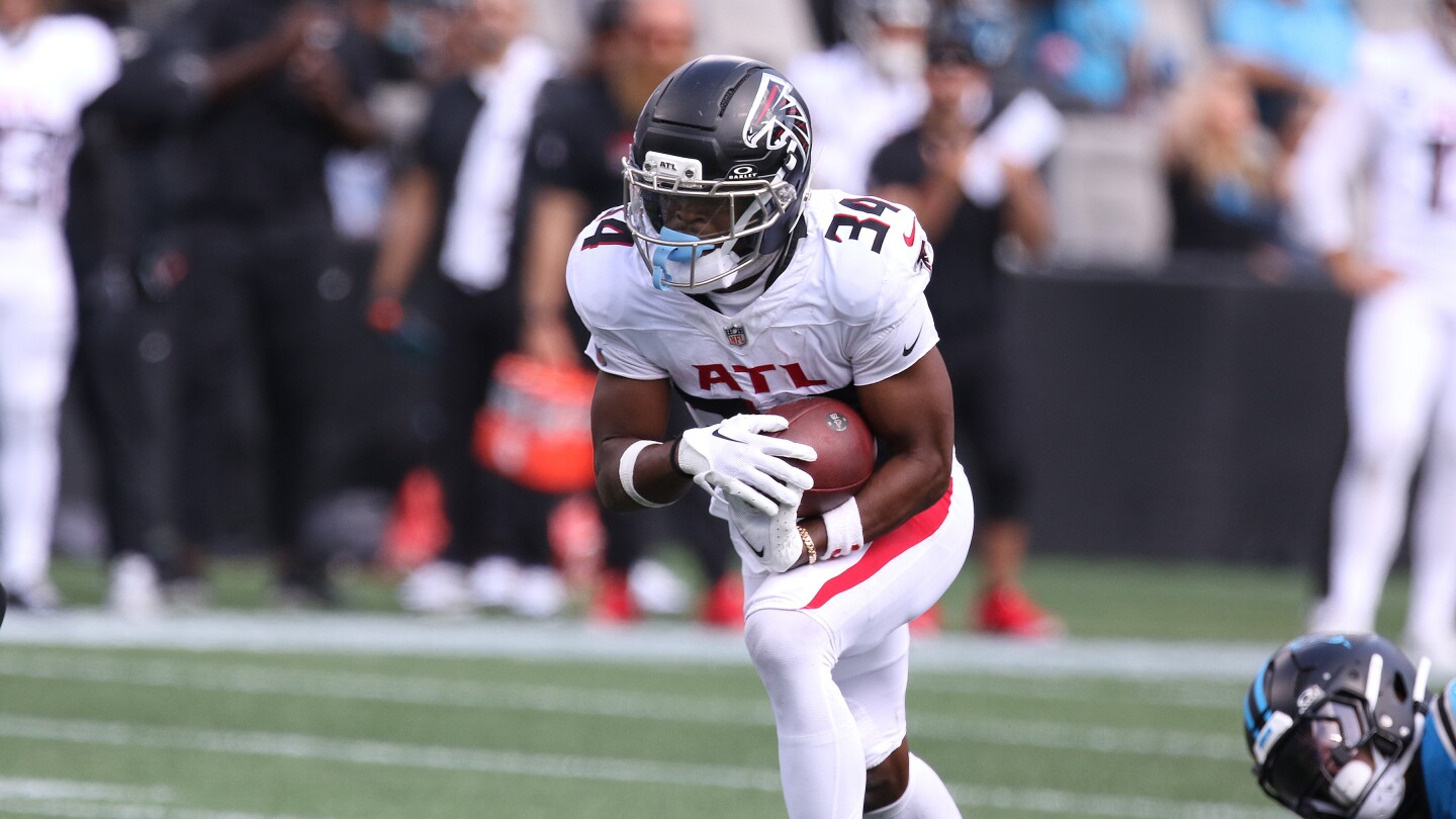 Giants Make Unexpected Move Elevating WR Ray-Ray McCloud—Could This Change Sunday’s Game?