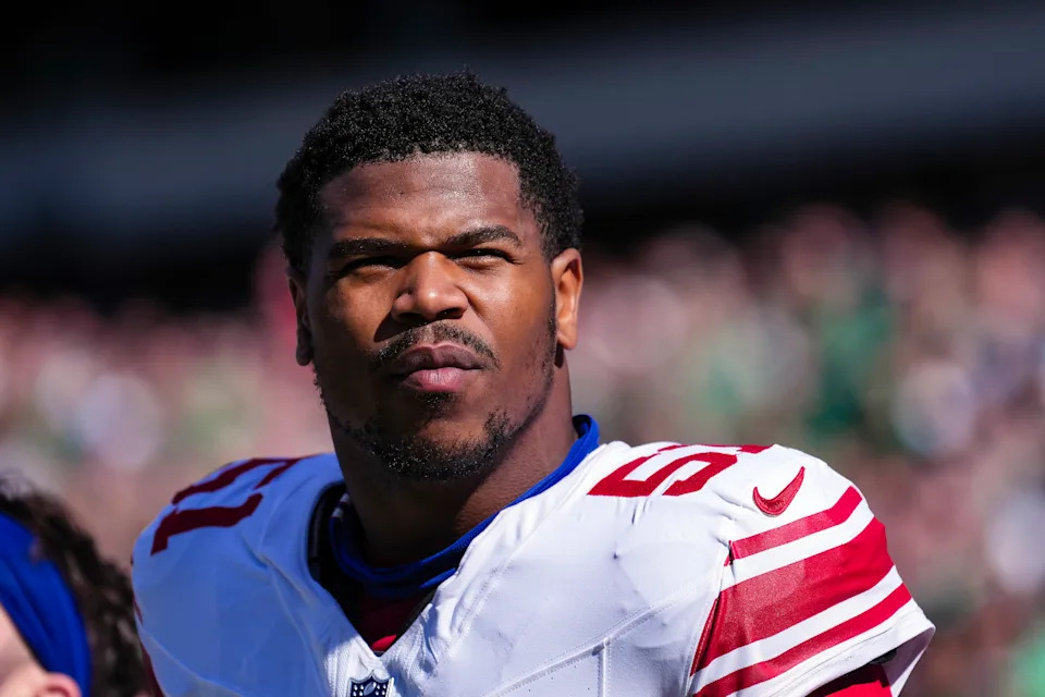 Giants Rookie Abdul Carter Breaks Silence on Controversial Walk-Through Incident Before Packers Game Benchings