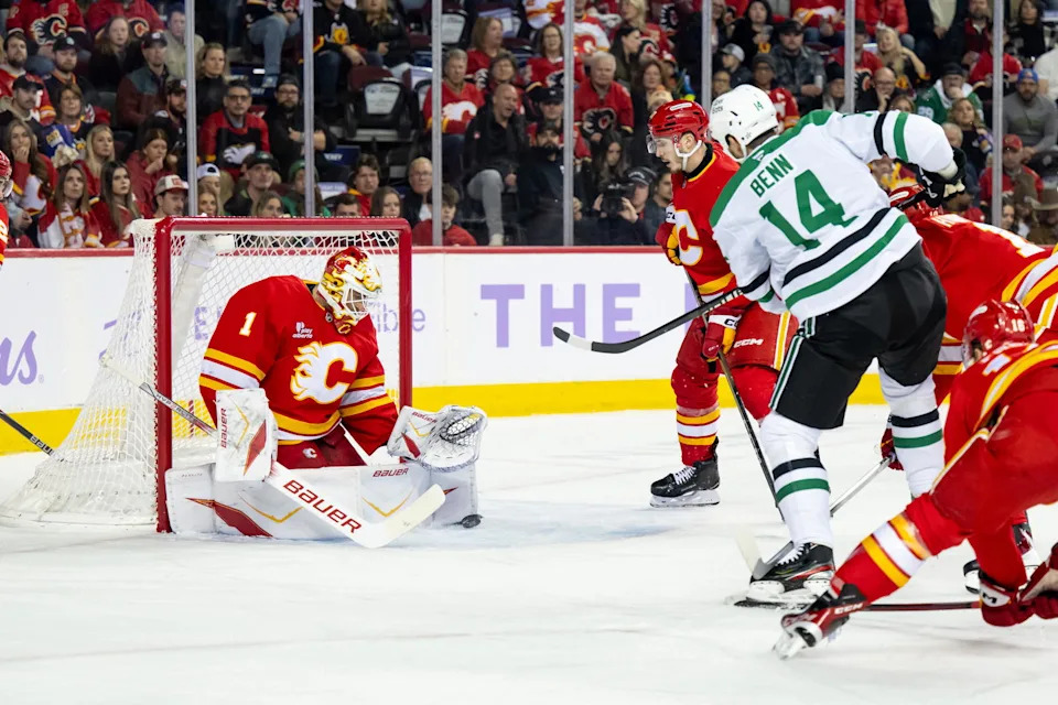Kadri’s Clutch Performance and Cooley’s Brilliance Ignite Flames’ Thrilling Shootout Victory Over Stars