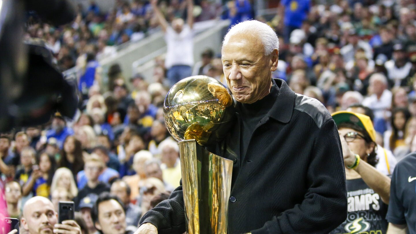 Legendary Seattle Coach Lenny Wilkens Passes Away at 88—Uncover the Legacy That Changed Basketball Forever