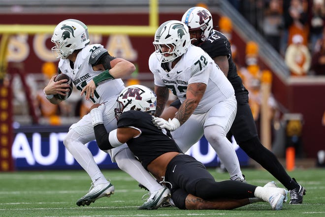 Michigan State’s QB Choice: The Unexpected Challenge That Could Make or Break the Season