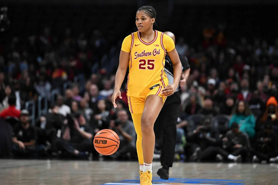 South Carolina Shocks USC with Dominant 69-52 Victory at Crypto.com Arena—What Fueled Their Surprising Win?