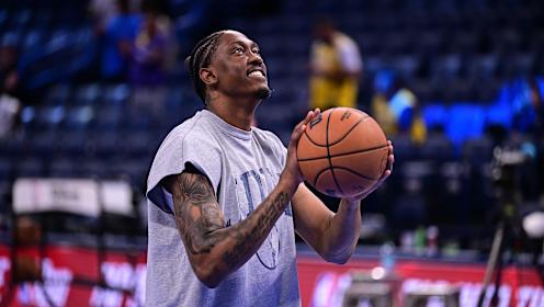 Stephen Curry’s Injury Raises Big Questions for Warriors’ Playoff Hopes