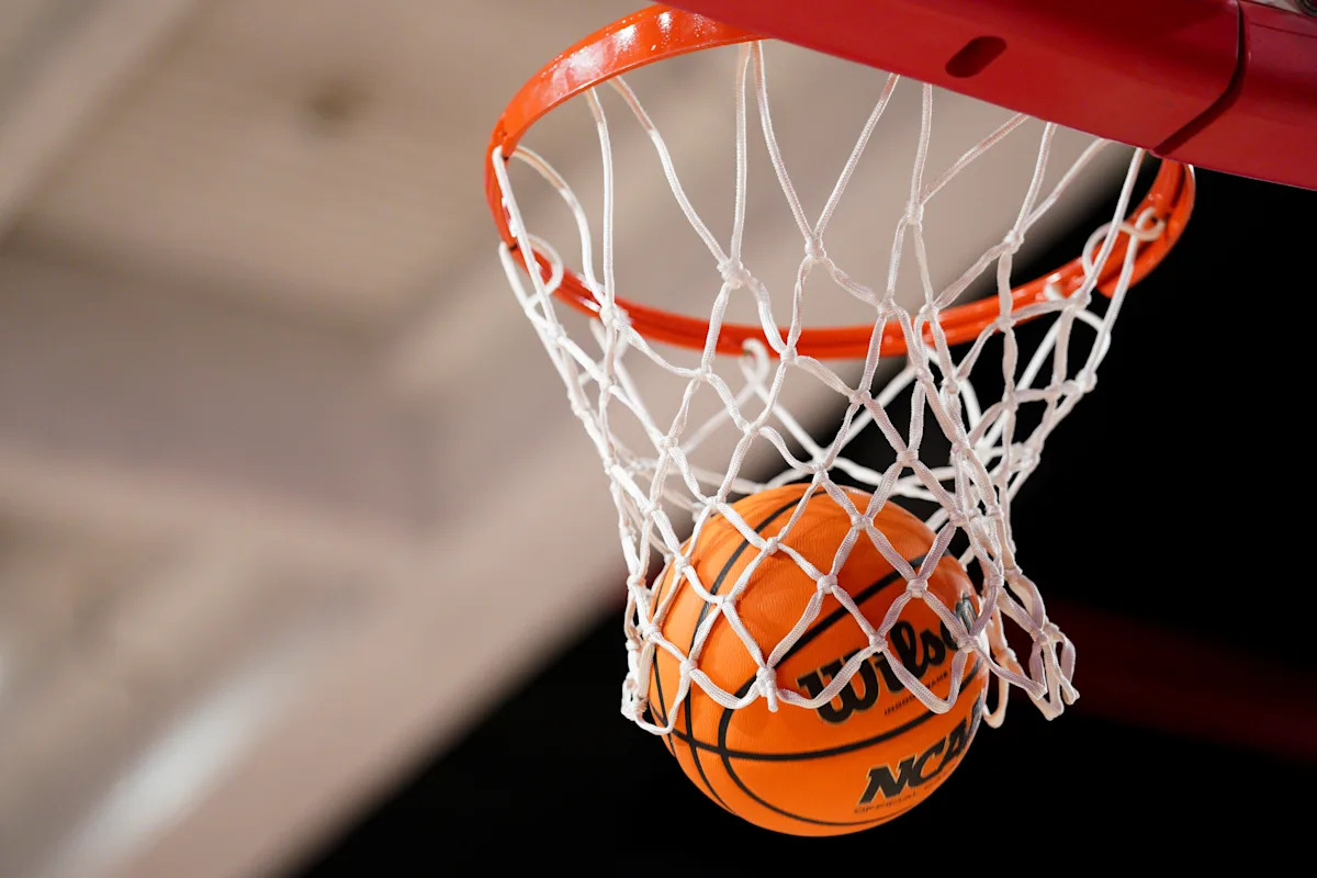 Tragedy on the Court: Promising Oklahoma JUCO Star Ethan Dietz's Sudden Collapse Sparks Heartbreaking Questions