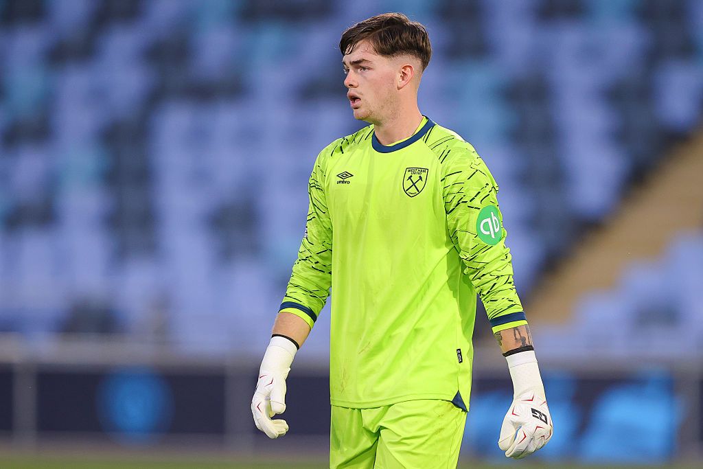 Unbelievable Rise: Non-League Goalkeeper Snatched for England Squad Shock!
