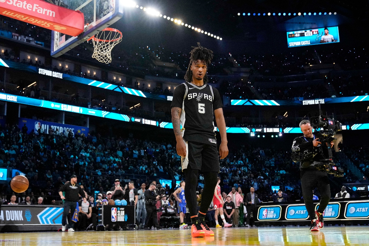 Castle’s Epic Return: Will They Crush the Lakers in Game Two?