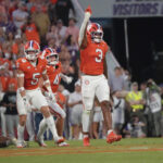 Clemson’s TJ Parker Shocks Fans, Declares for 2026 NFL Draft—What This Means for His Future Stuns Experts!