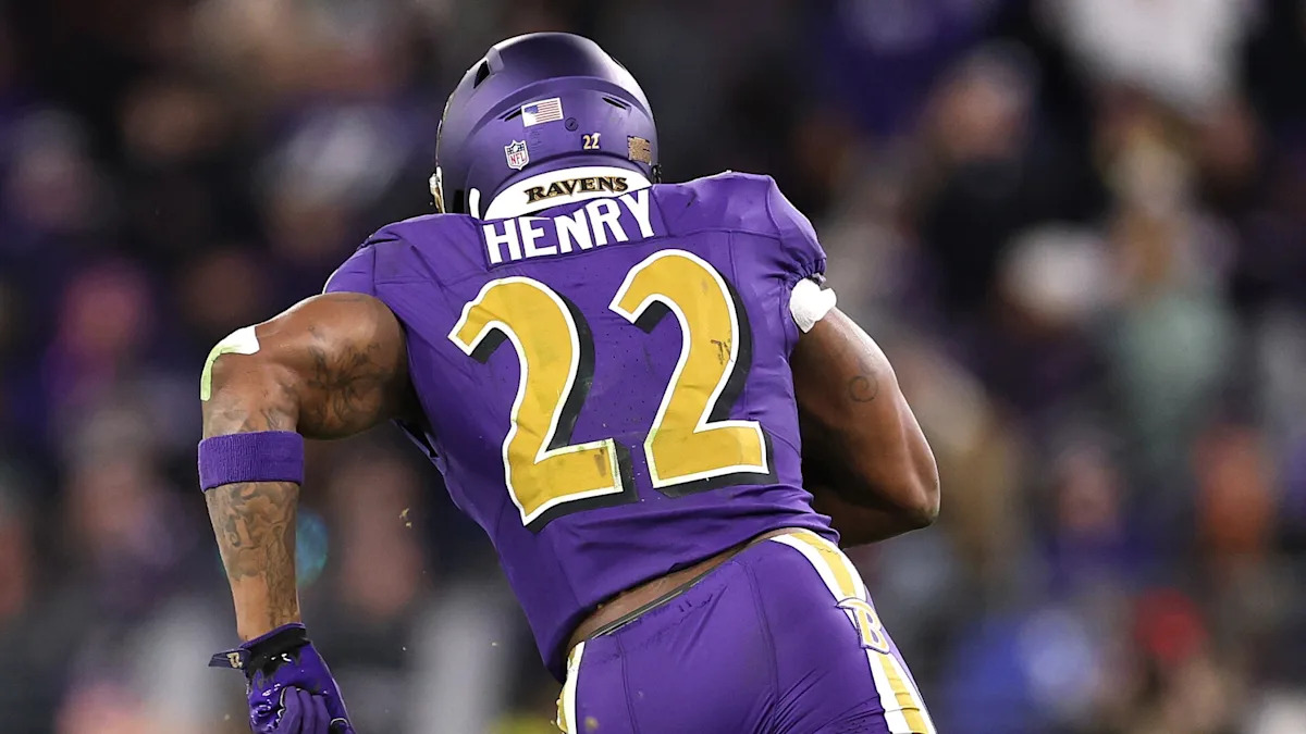 Derrick Henry Poised to Join Elite NFL Club with Unbelievable 7th 1,000-Yard, 10-TD Season—Can He Make History?