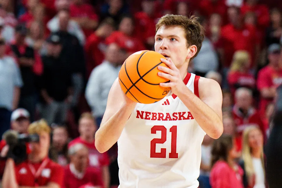 Nebraska Dominates Wisconsin in Shocking 90-60 Blowout—What’s Behind Their Sudden Surge?