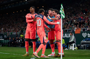 Torres' Stunning Hat-Trick Sparks Unbelievable Barcelona Comeback Thriller at Real Betis!