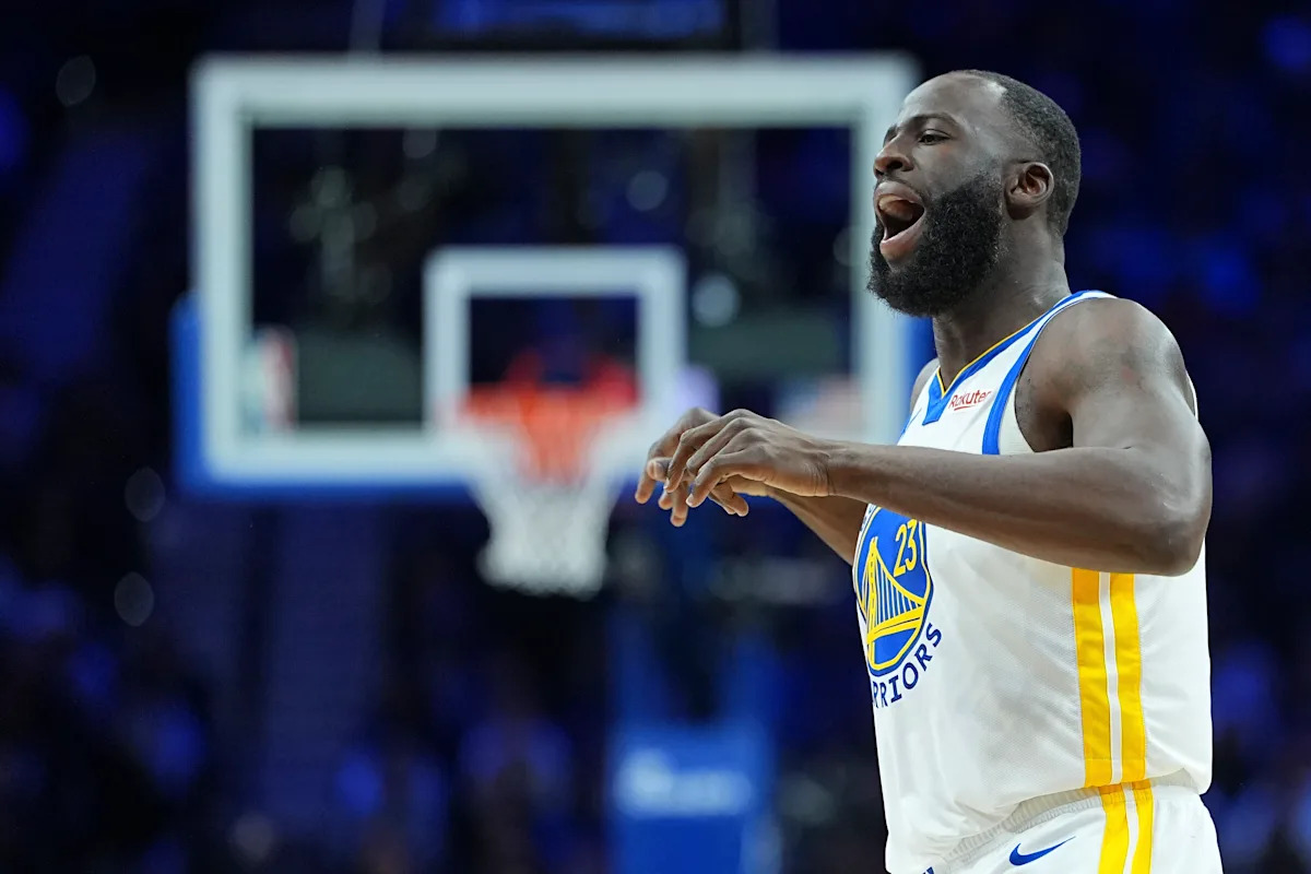 Warriors Face Devastating Blow as Draymond Green Joins Curry and Butler on Injury List—Playoff Hopes in Jeopardy?