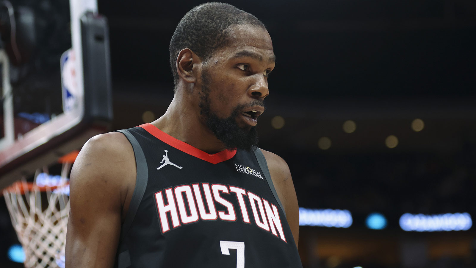 Kevin Durant and Anthony Edwards Share Unexpected Moment That Stopped the Rockets-Timberwolves Game Cold