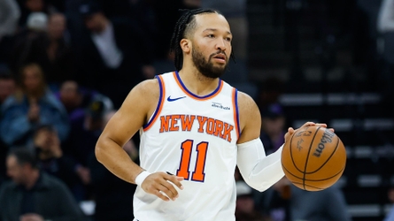 Knicks’ Jalen Brunson Spotted Walking Unassisted After Ankle Injury—Has the Recovery Surprised Everyone?