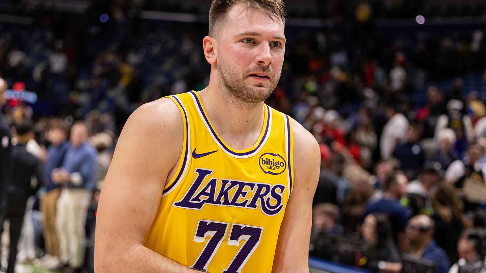 Luka Doncic’s Mind-Blowing Trickshot Leaves Lakers and Bucks Fans Speechless Before Tipoff—You Won’t Believe How He Did It!