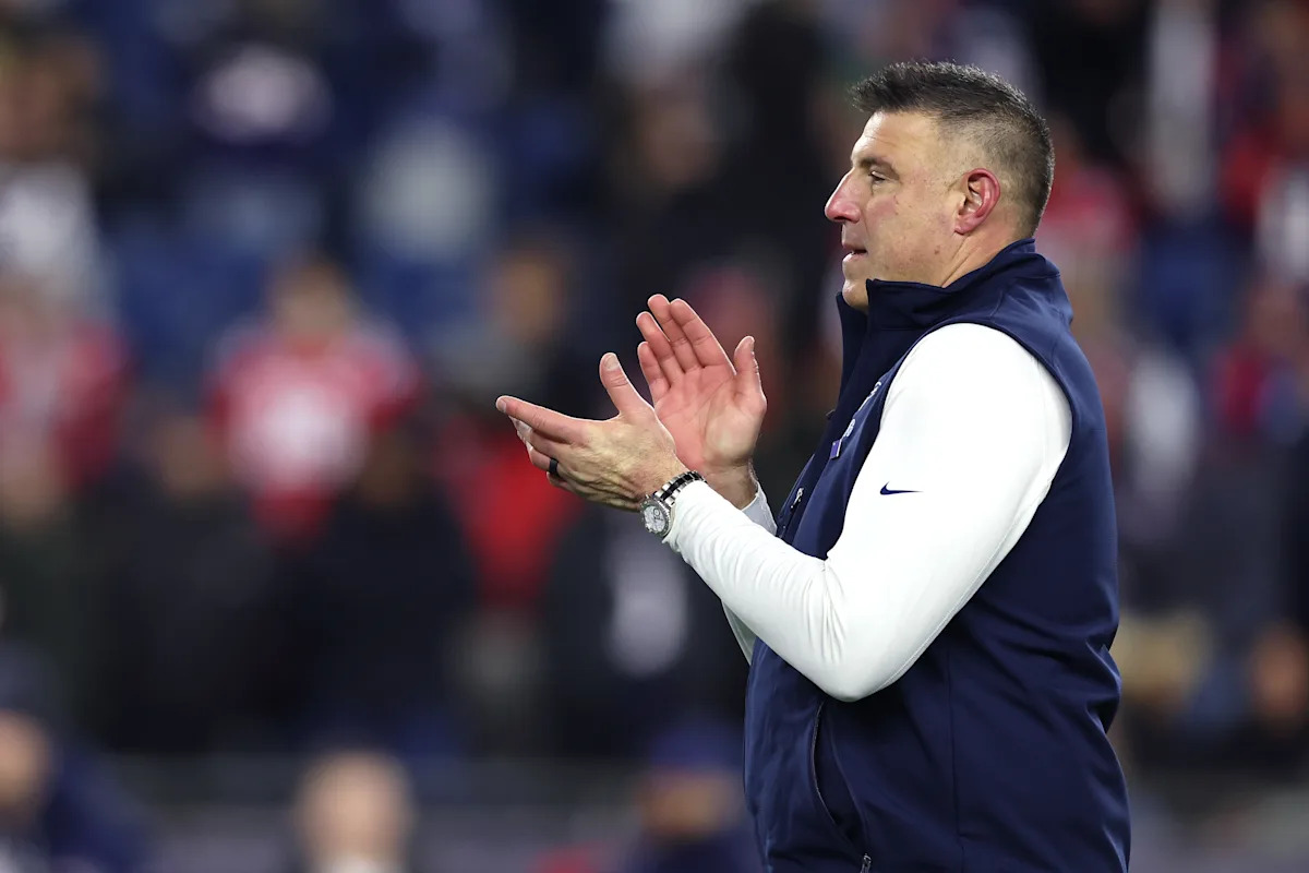 Patriots' Vrabel Era Explodes Off the Gate: Championship Dreams or Hidden Pitfalls?