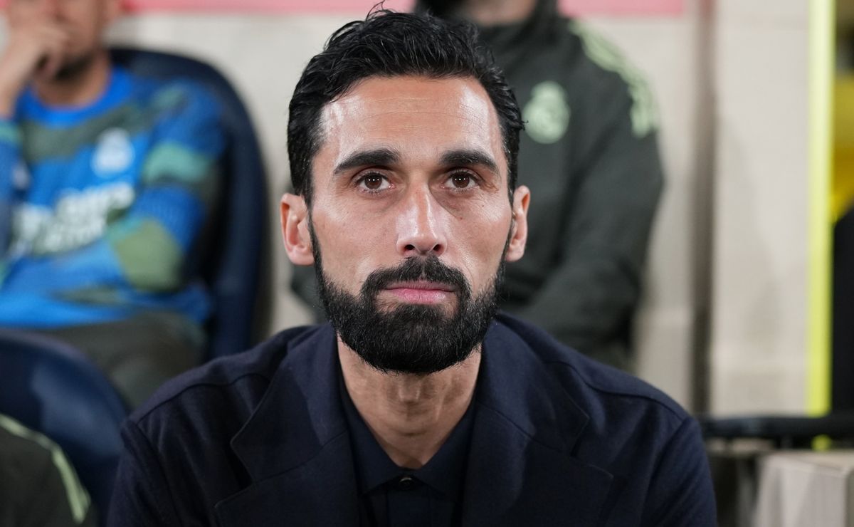 Real Madrid’s Next Move Shocks Fans: Álvaro Arbeloa’s Fate Hangs in the Balance Amid Unexpected Premier League Pursuit