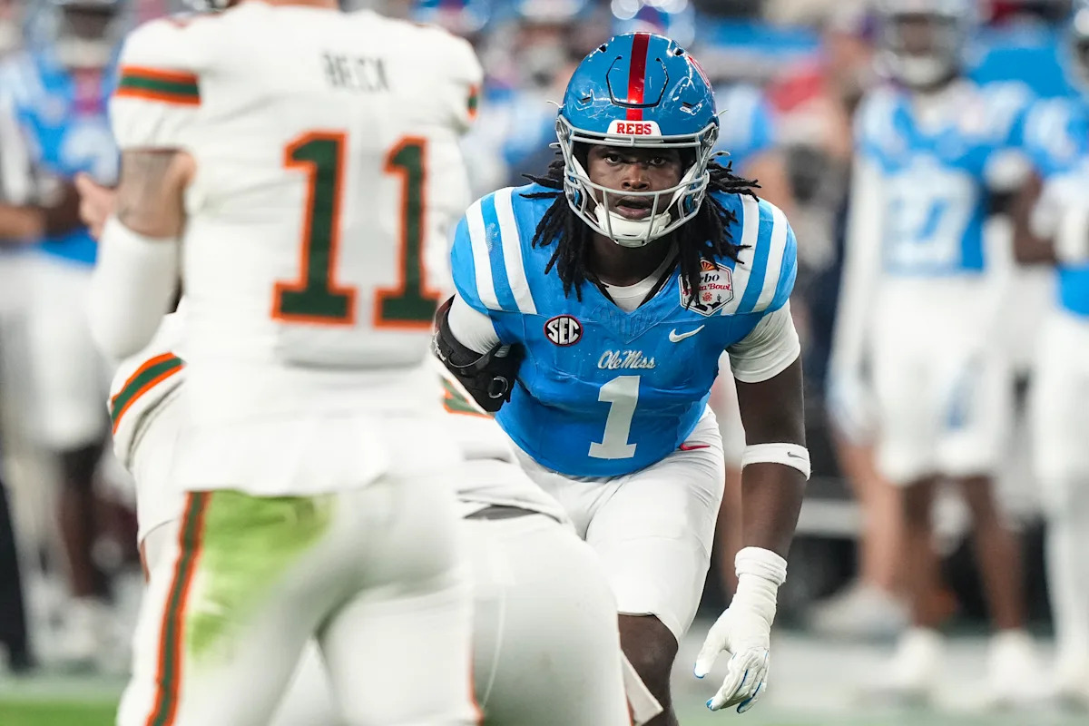 Shockwaves in the SEC: Ole Miss Star Edge Rusher Princewill Umanmielen Makes Unexpected Leap to LSU