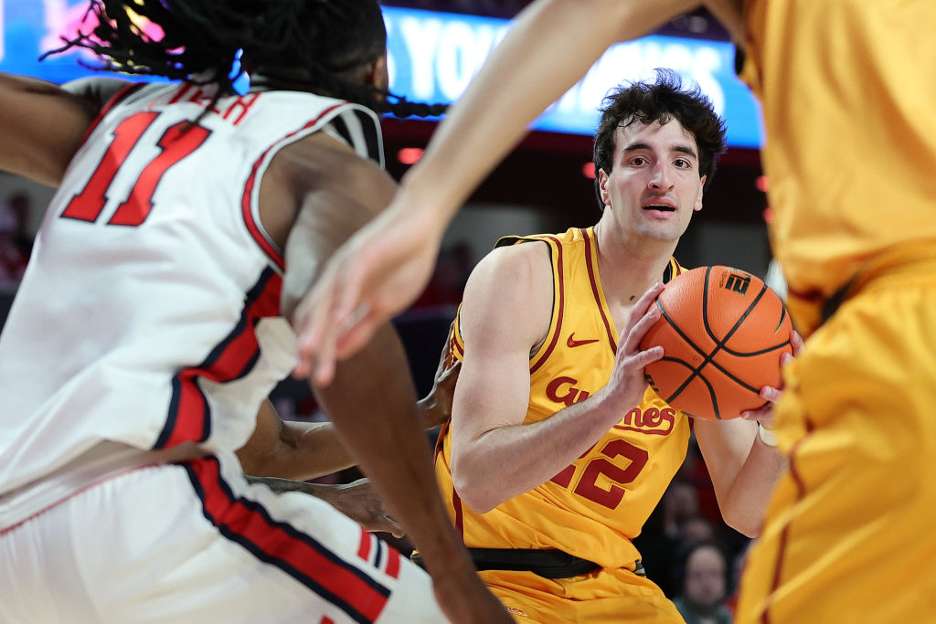Why Iowa State’s Edge Over Kansas Could Reshape the Entire Season