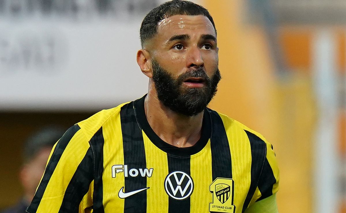 Al Ittihad’s Bold Hunt: The Unexpected Striker Challenging Juventus for Benzema’s Crown