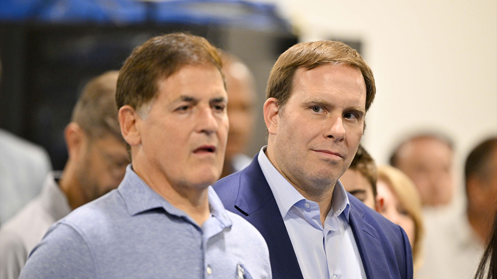 Inside the Mavericks: Patrick Dumont’s Surprising Response to Mark Cuban Sale Speculation Revealed