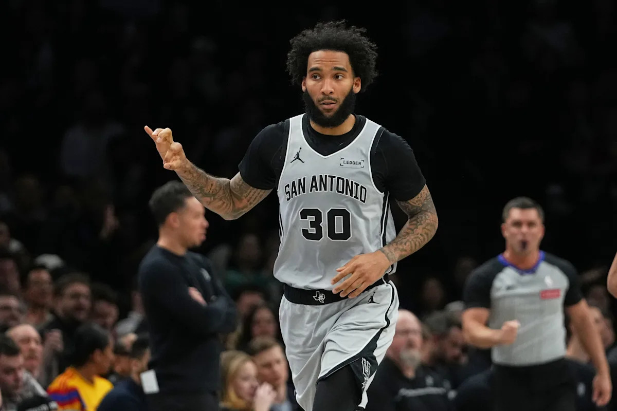 Julian Champagnie’s Explosive 26 Points Ignite Spurs’ Unstoppable 11th Straight Victory Over Nets