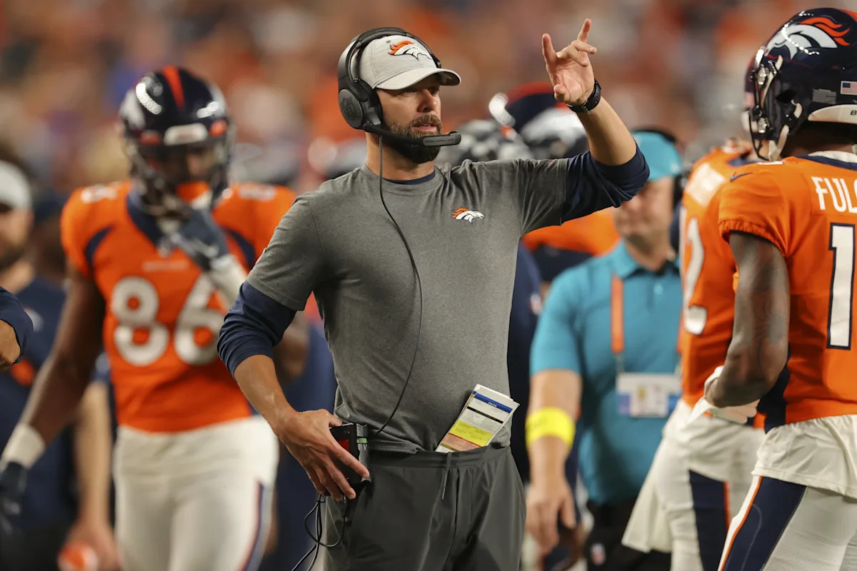 Las Vegas Raiders Make Mysterious Move by Hiring Zach Azzanni as Wide Receivers Coach—What This Means for the Team's Future Revealed