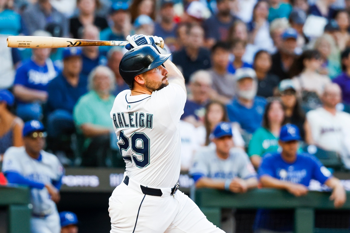 Mariners on the Brink Again: Can They Finally Break the Cycle This Season?